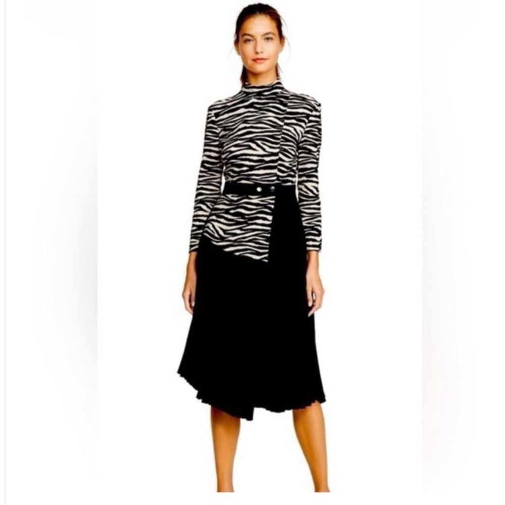A.L.C. Zebra Print pleated Dress. S - Picture 4 of 16